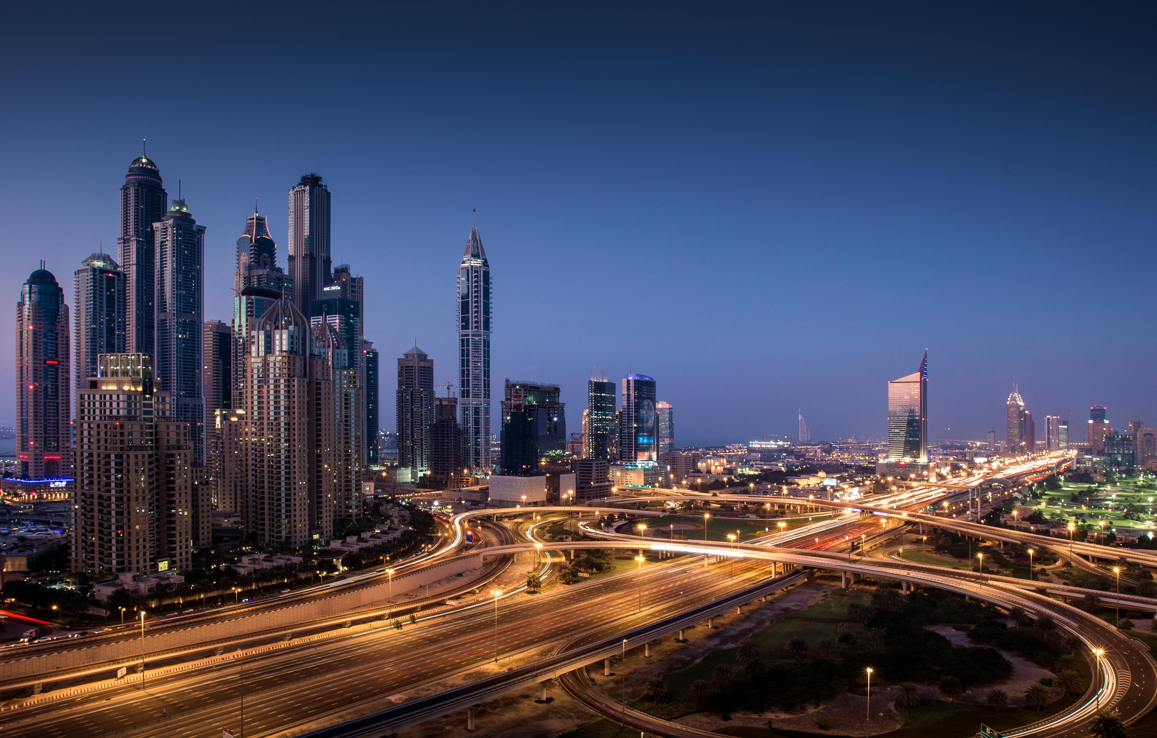 Pullman Jumeirah Lakes Towers Hotel y Residencia Dubái Exterior foto Dubai Motor City