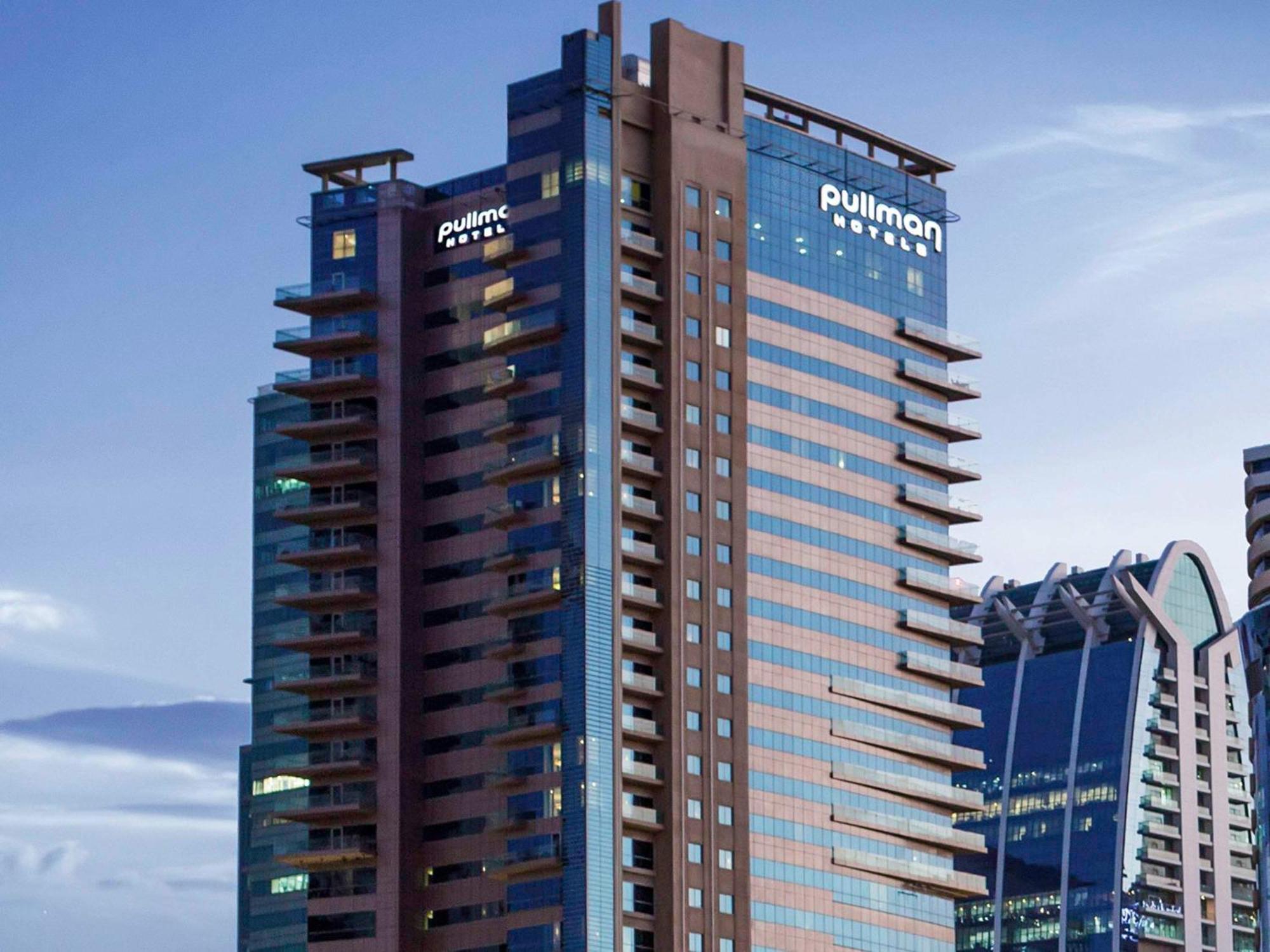 Pullman Jumeirah Lakes Towers Hotel y Residencia Dubái Exterior foto Pullman Hotel, G60